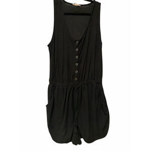 New In Black Sleeveless Button-Front Pocket Romper - Size Medium